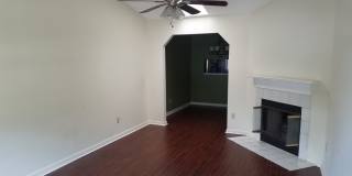 N.W. 2/2 Townhome off Mission Rd. near Fred George Gallery 4