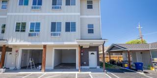 1013 &amp; 1015 Fifth St Gallery 14