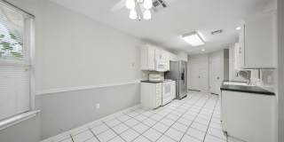 2412 Wilshire Dr Gallery 5