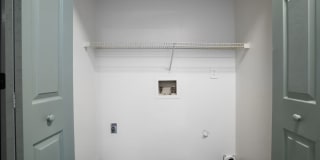 Camden Pointe Apartments Gallery 55