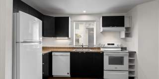 Monroe End Unit Townhome Unit A Gallery 15