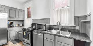 Historic Victorian Charm Meets Modern Living in the Heart of Italian Village / Short North! Gallery 10