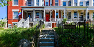 104 R ST #A NE Gallery 1