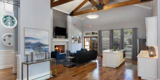 Lakefront Villas Gallery 16