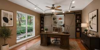 340 MUSTANG CIR Gallery 1