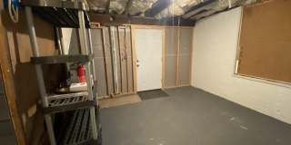 106 S WALNUT Street 106 S WALNUT Street Gallery 17