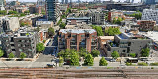 814 W Hubbard Street Gallery 19