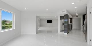 877 NE 195TH Street Gallery 16
