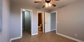 1122 WOODRUFF Avenue Gallery 6