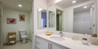 The Apartments at CityCenter Gallery 26