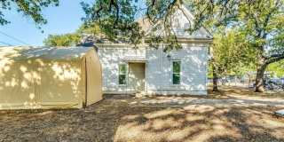 791 N Clinton Street Gallery 24