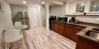 44 Warren Street Gallery 23