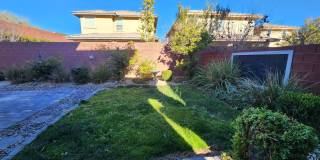 Beautifully renovated, cul-de-sac, Mesa Park adjacent home in Summerlin. Gallery 81