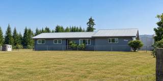 Renovated Tenino Home with Barn, Pasture & Bonus Room Gallery 1