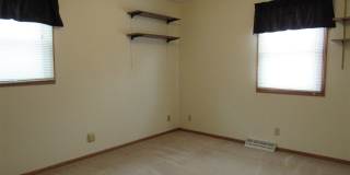 2332 Harvard Dr Gallery 2