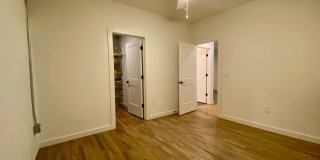 Andrews Court Gallery 76