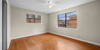1522 North Ross Avenue Gallery 2