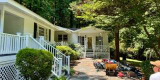 Heart of Chapel Hill! Roosevelt is ready for you!  4 bedrooms/3 bathrooms Gallery 1