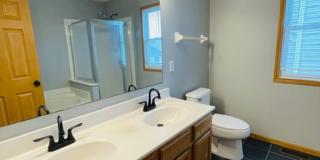 Beautiful 3-Bedroom Rental in Lewis Center with Olentangy Schools Gallery 20