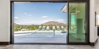Stunning 7BR House in Camelback Canyon Gallery 9