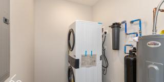 228 North Randolph Street Gallery 7