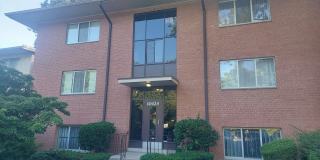 10424 ROCKVILLE Pike Gallery 1