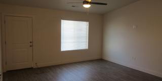 Move-In Discount!!!  3 Bed - 2 Bath Newer Construction Single Level Twin Home Gallery 4