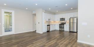 Los Alamitos Luxury Apartments Gallery 40