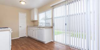 Meadowood Place Apartment Homes Gallery 32