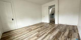 84 Alcove Street Gallery 14