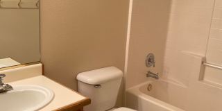 4 BED 2 BATH LOCATED IN THE RAVENWOOD SUBDIVISION Gallery 5