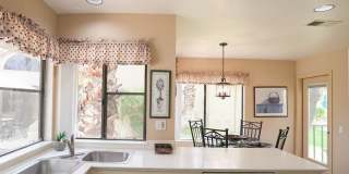 Beautifully Furnished Condo with Mountain Views Beautifully Furnished Condo with Mountain Views Gallery 6