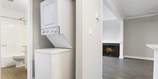 Alura Gallery 40