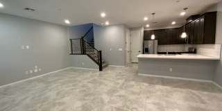Townhouse in Summerlin North Gallery 9