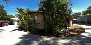 Newly Renovated Small 2BR w/Den Guest House Gallery 1