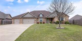 1221 Stoneybrook Lane Gallery 1