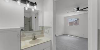 1803 Bluebonnet Gallery 25