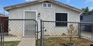 216 1/2 E. Warren Ave. - House Gallery 1