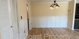 5249 CEDARBEND DR Gallery 3