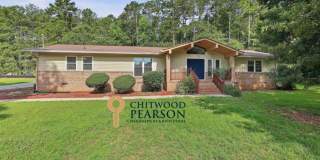 Spacious 3BR Home on Large Lot with Detached Garage in Fayette County Gallery 1
