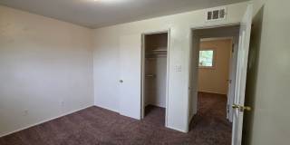 250 Cribbon Ave Gallery 8