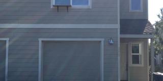 3 Bedroom Duplex in SW Redmond Gallery 1