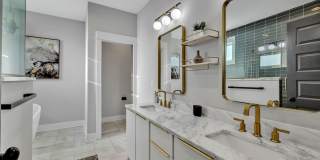 Gorgeous FULLY FURNISHED Home Just Off Charlotte Ave. Gallery 39