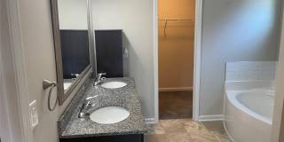 2909 Old Field Road Gallery 27