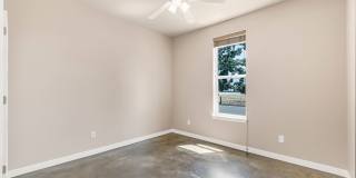 Move in special $1000 if signed before June 5th! 2 Bedroom, 1 Bath Available! Gallery 8