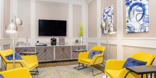White Oak Gallery 21