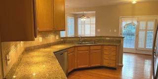 209 MISTY POND Terrace Gallery 9