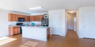 Savannah Highlands Townhome Available Gallery 4