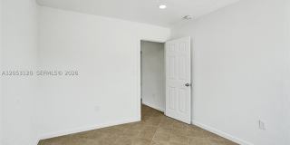 2120-2122 Thomas St Gallery 32