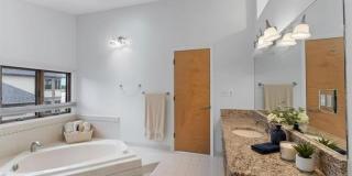 6628 Longworth Drive Gallery 18